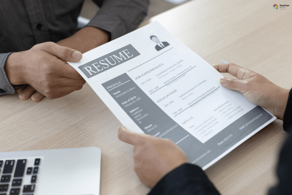 Infographic highlighting transferable skills for a teaching assistant CV, including communication, teamwork, organisation, problem‑solving, adaptability, and classroom support abilities to strengthen applications for entry‑level and experienced roles.